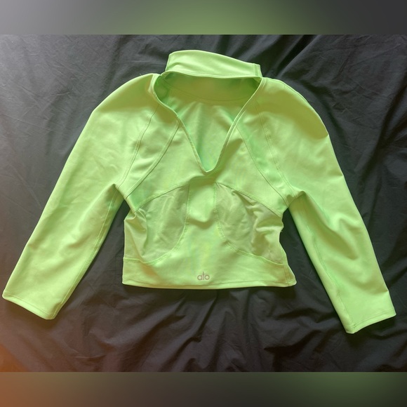 Alo 3/4 Sleeve Crop Top - Small - Mint Green - Picture 2 of 4